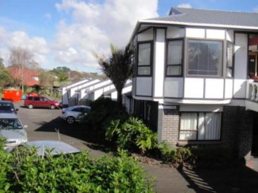 Epsom Motor Inn Оукланд Екстериор снимка